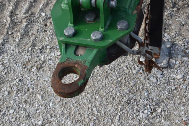 Image of John Deere 2210 equipment image 3