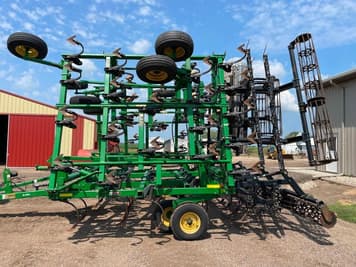 Main image John Deere 2210
