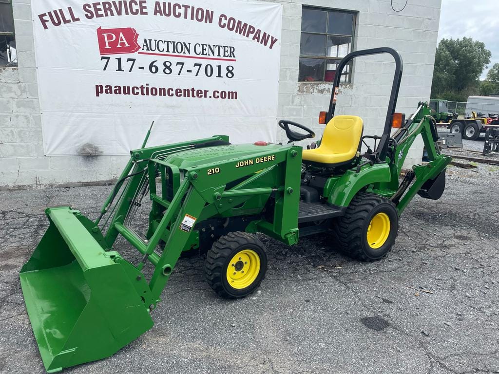 Main image John Deere 2210