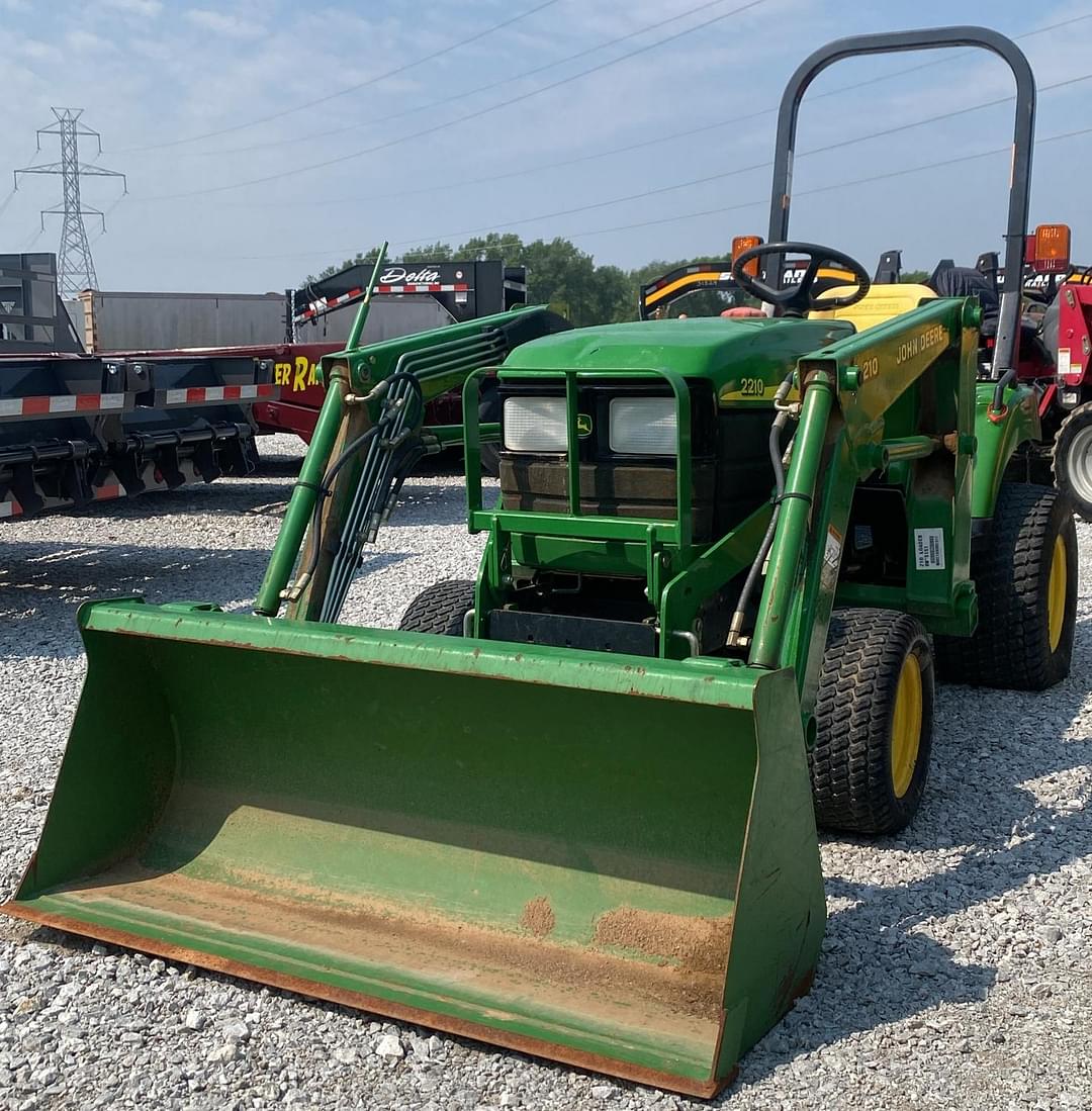 Image of John Deere 2210 Primary image