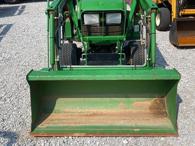 Image of John Deere 2210 equipment image 2