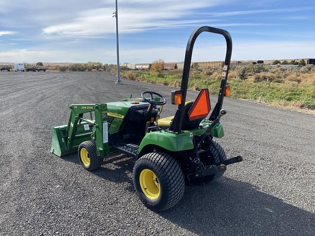 Image of John Deere 2210 equipment image 2