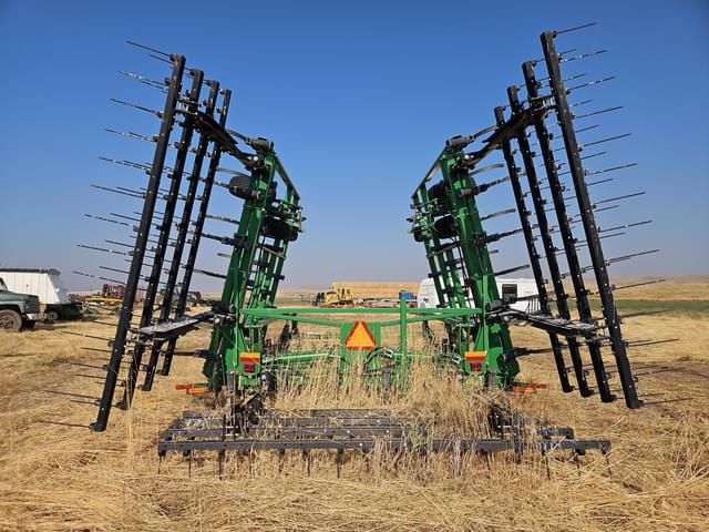Image of John Deere 2210L equipment image 3