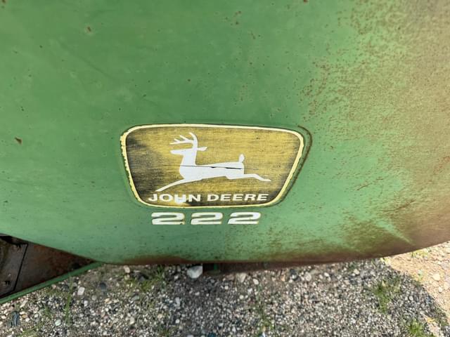 Image of John Deere 222 equipment image 1