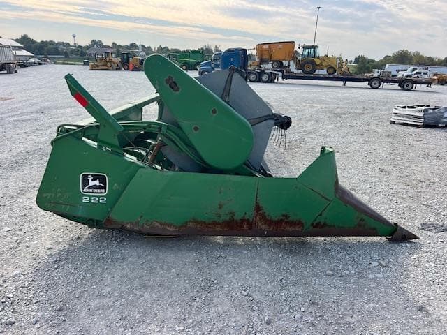 Image of John Deere 222 equipment image 4