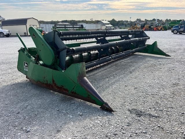 Image of John Deere 222 equipment image 3