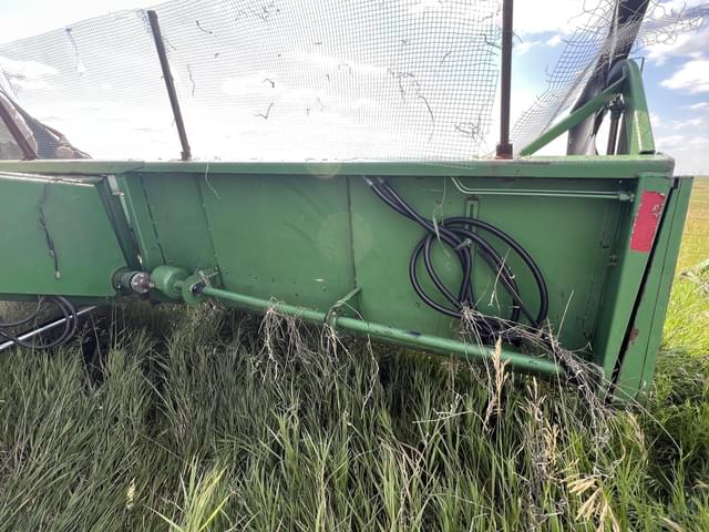 Image of John Deere 222 equipment image 1