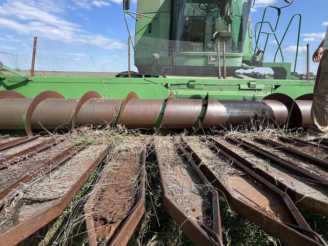 Image of John Deere 222 equipment image 3