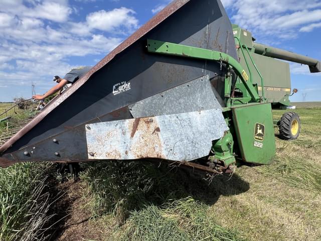 Image of John Deere 222 equipment image 4