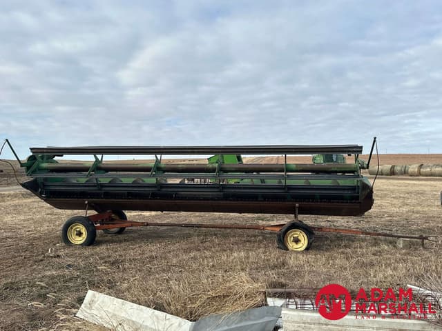 Image of John Deere 222 equipment image 3