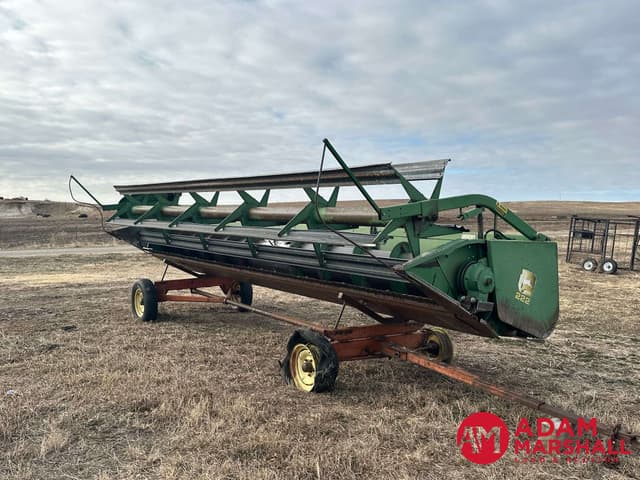 Image of John Deere 222 equipment image 4