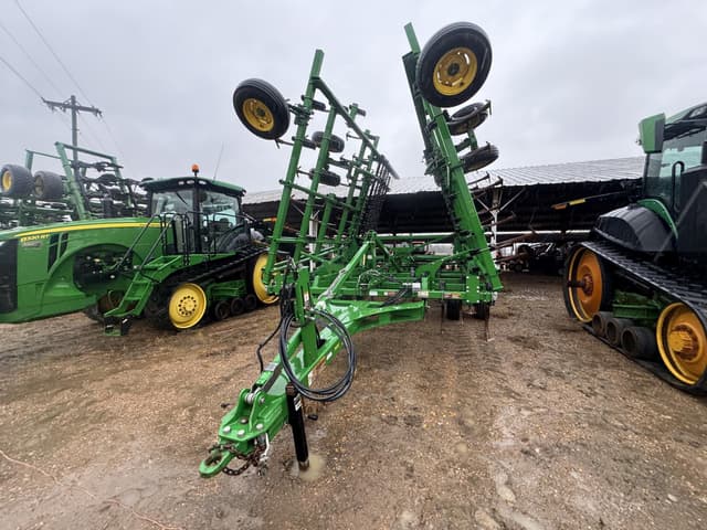 Image of John Deere 2230LL equipment image 1