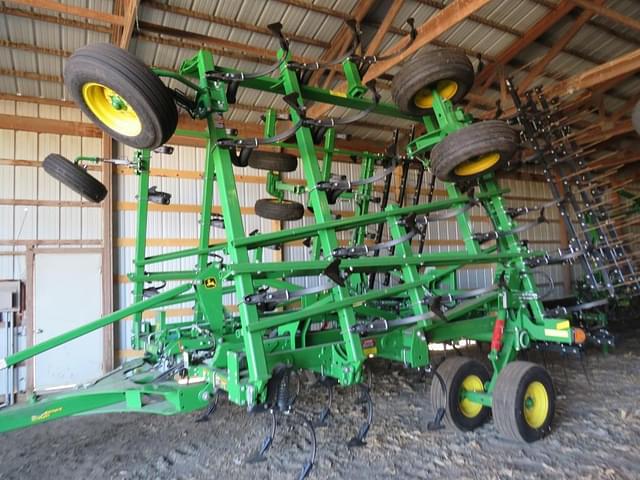 Image of John Deere 2230LL equipment image 1