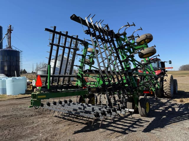 Image of John Deere 2230LL equipment image 4