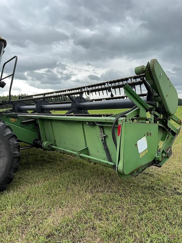 Image of John Deere 224 equipment image 4