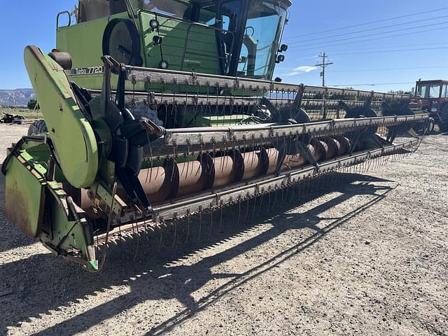 Image of John Deere 224 equipment image 3