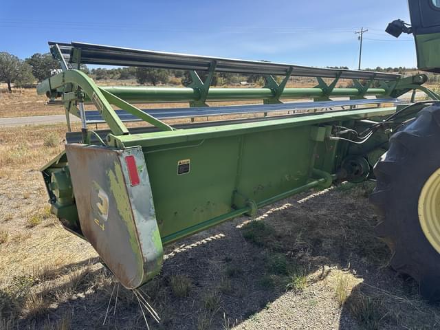 Image of John Deere 224 equipment image 1