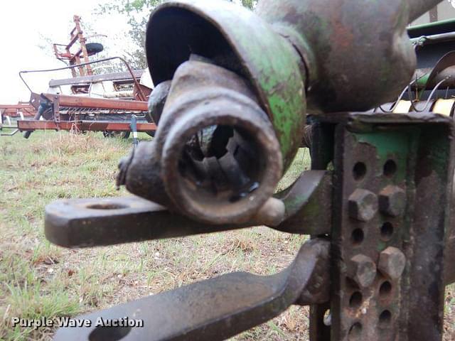 Thumbnail image John Deere 224 10