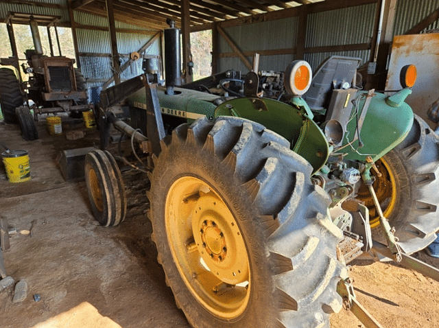 Image of John Deere 2240 equipment image 3