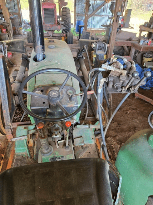 Image of John Deere 2240 equipment image 4