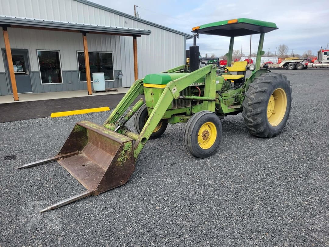 Image of John Deere 2240 Primary image