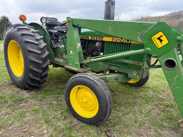 Image of John Deere 2240 equipment image 1