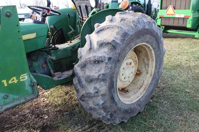 Image of John Deere 2240 equipment image 4