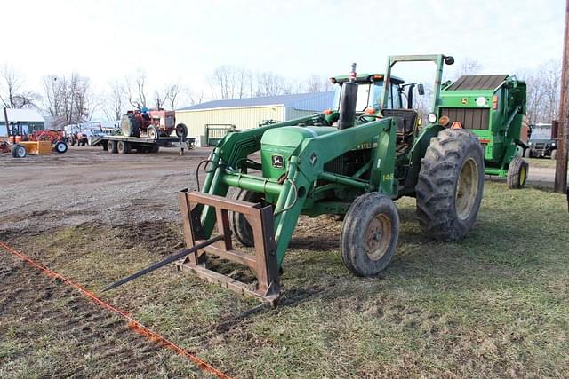 Image of John Deere 2240 equipment image 2