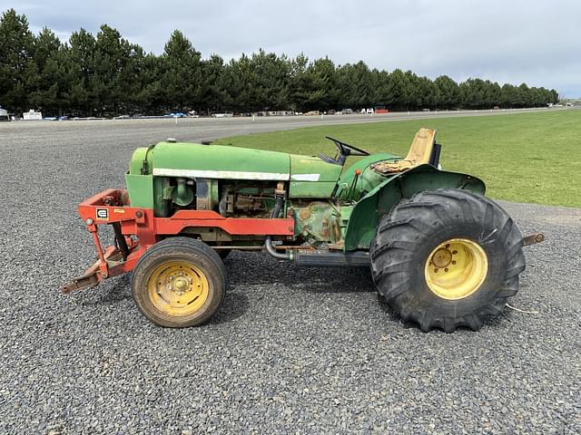 Image of John Deere 2240 equipment image 2