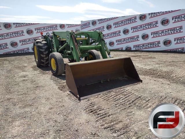 Image of John Deere 2240 equipment image 2