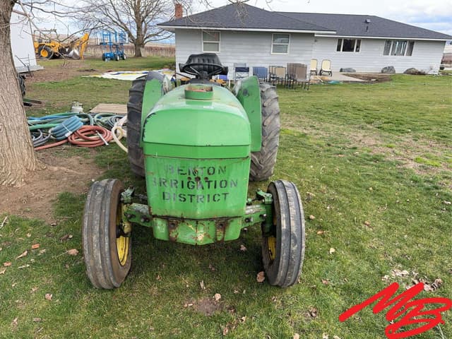 Image of John Deere 2240 equipment image 1