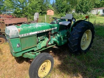Main image John Deere 2240