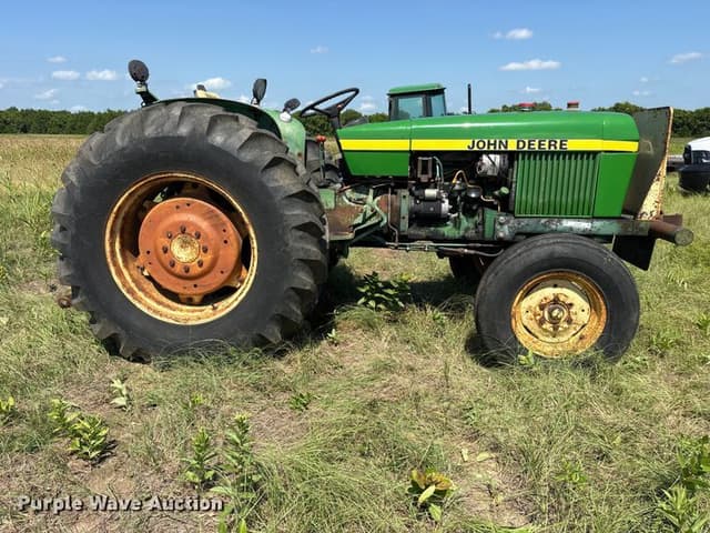 Image of John Deere 2240 equipment image 3
