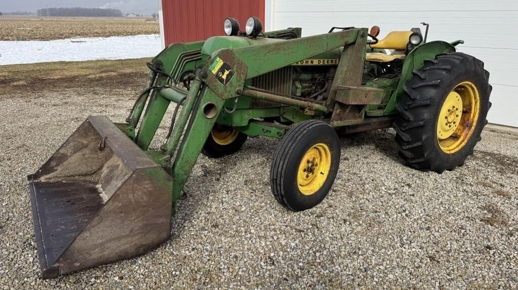 Image of John Deere 2240 Primary image