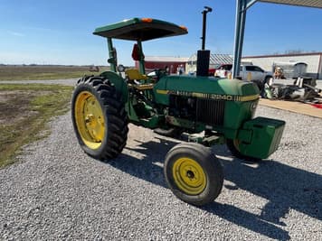 Main image John Deere 2240