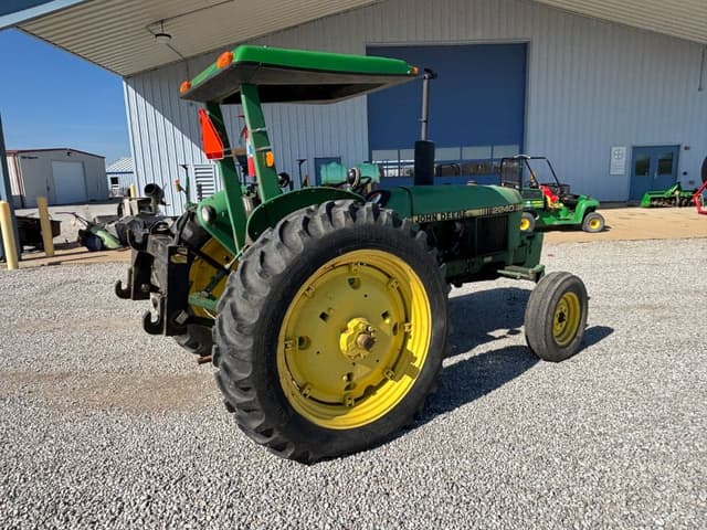 Image of John Deere 2240 equipment image 2