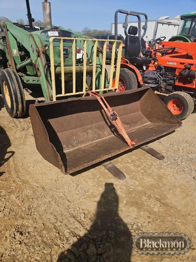 Image of John Deere 2240 equipment image 1