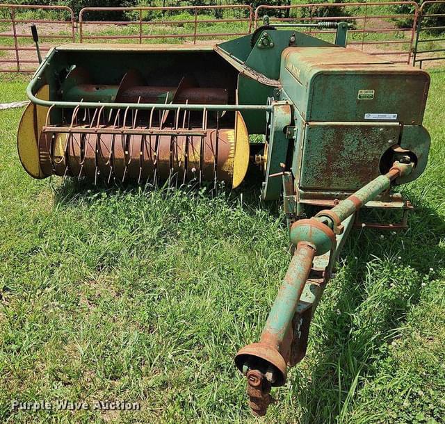 Image of John Deere 224T equipment image 1