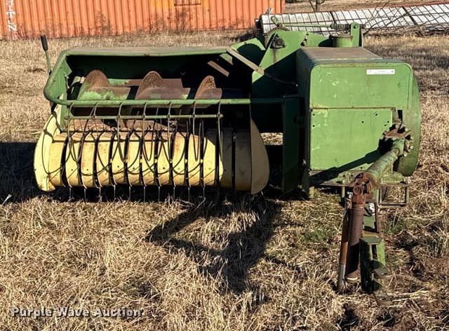 Image of John Deere 224T equipment image 1