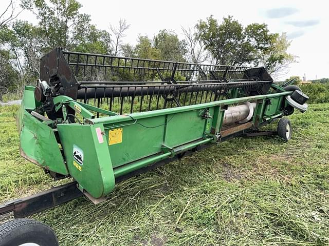 Image of John Deere 925 equipment image 2