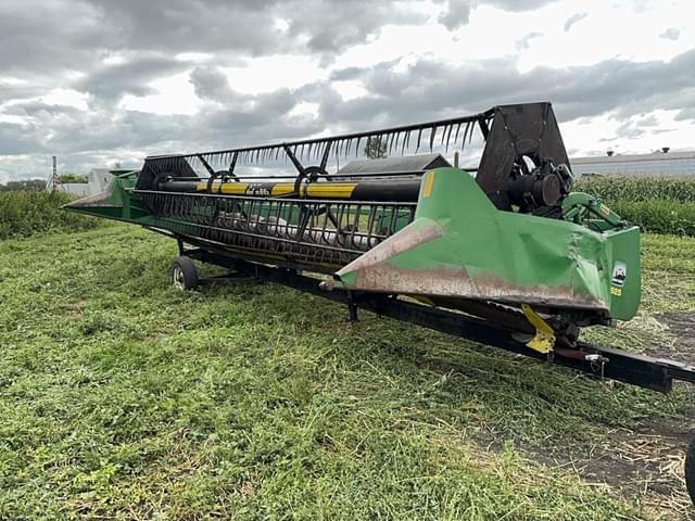 Image of John Deere 925 equipment image 4