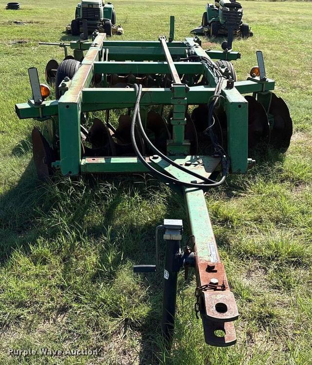 Image of John Deere 225 equipment image 1