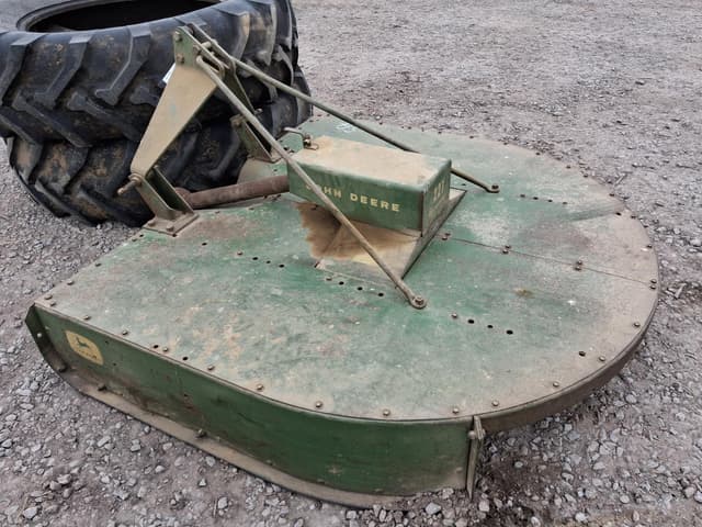 Image of John Deere 227 equipment image 4