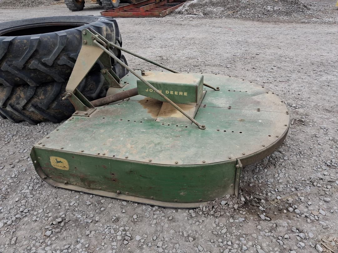 Image of John Deere 227 Primary image