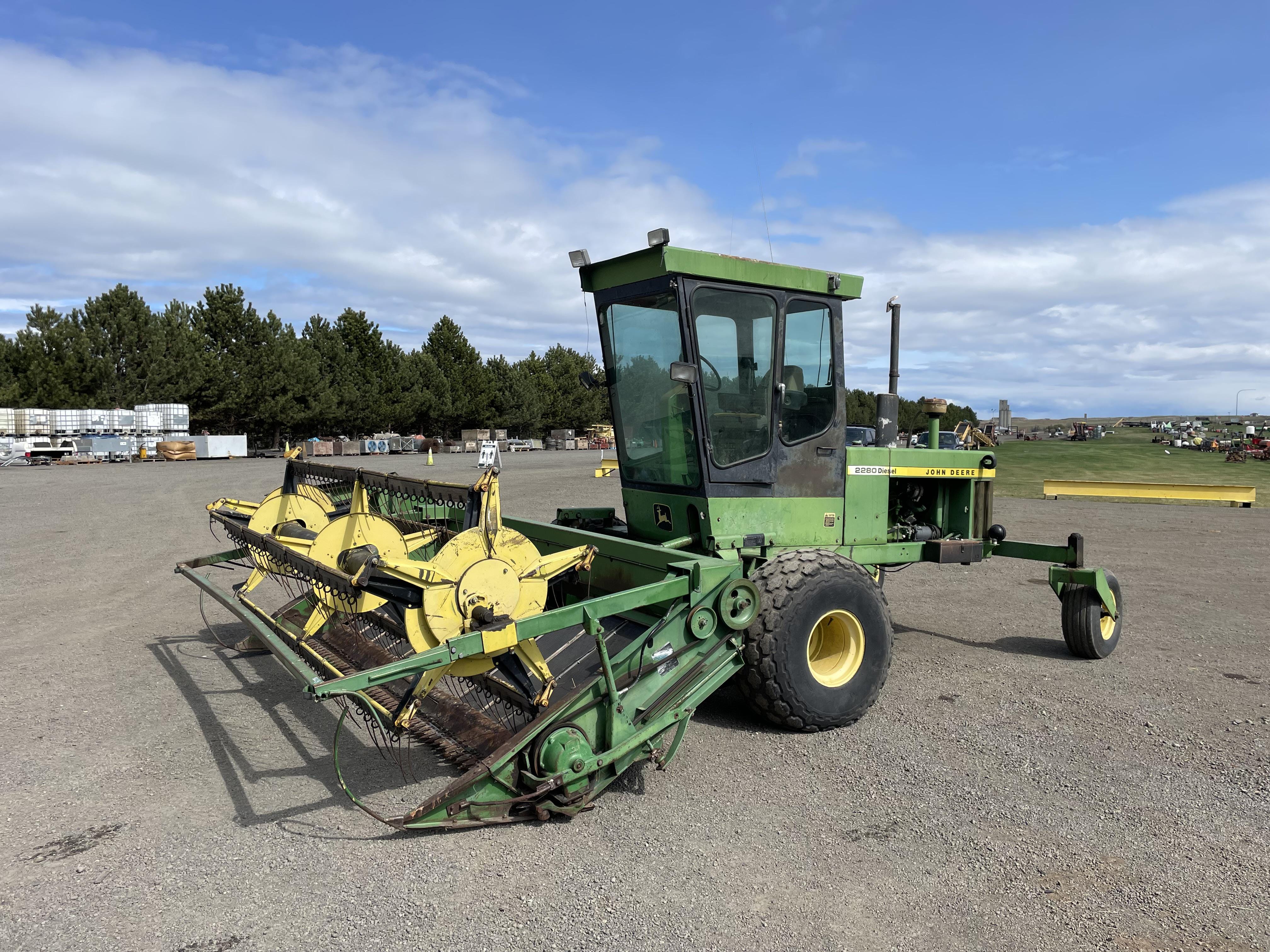 Main image John Deere 2280