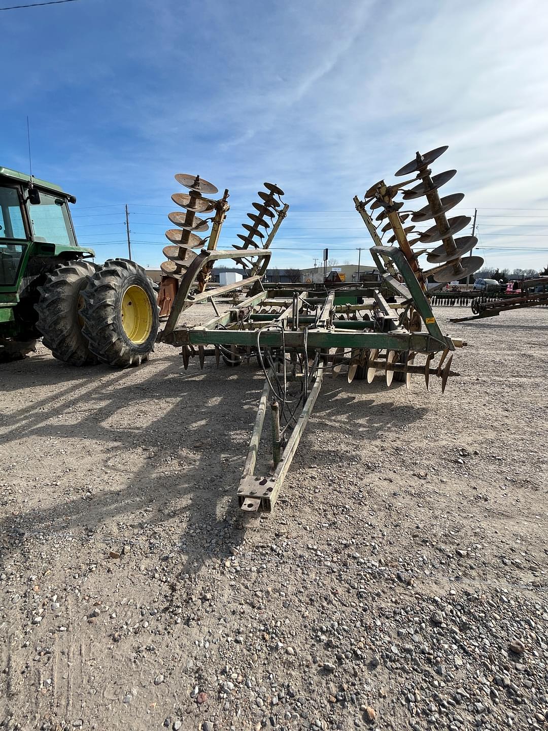 Image of John Deere 230 Primary image