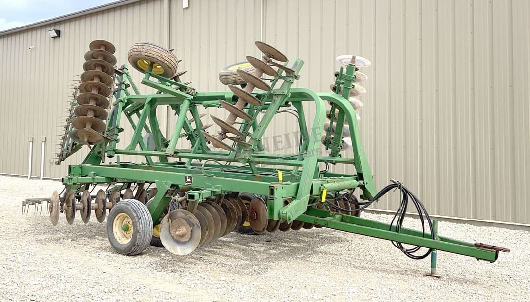 Image of John Deere 230 Primary image