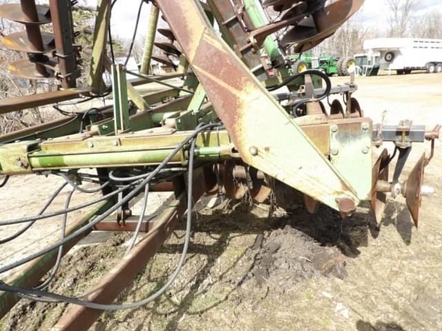 Image of John Deere 230 equipment image 3