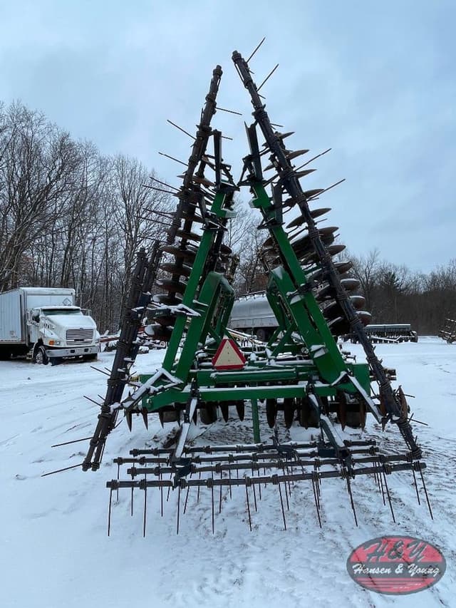 Image of John Deere 230 equipment image 3