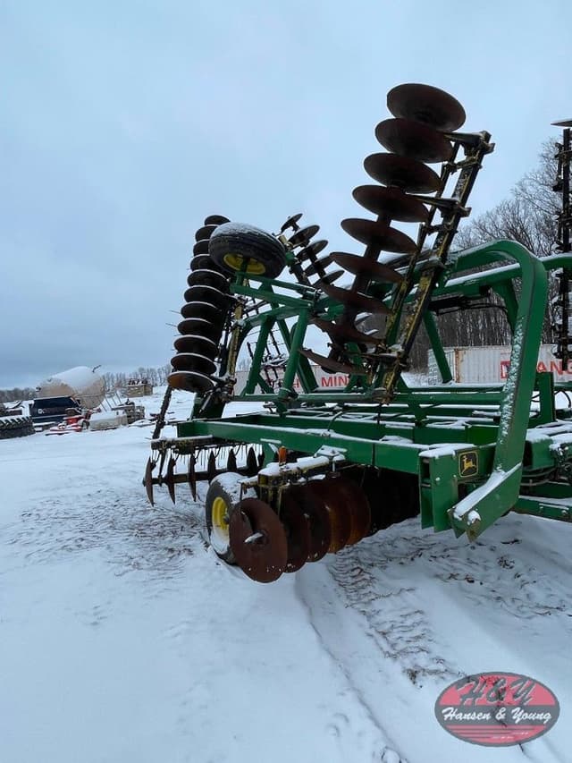 Image of John Deere 230 equipment image 2